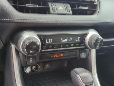 2025 Toyota RAV4 XLE Premium AWD (Natl)