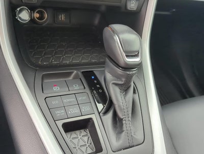 2025 Toyota RAV4 XLE Premium AWD (Natl)