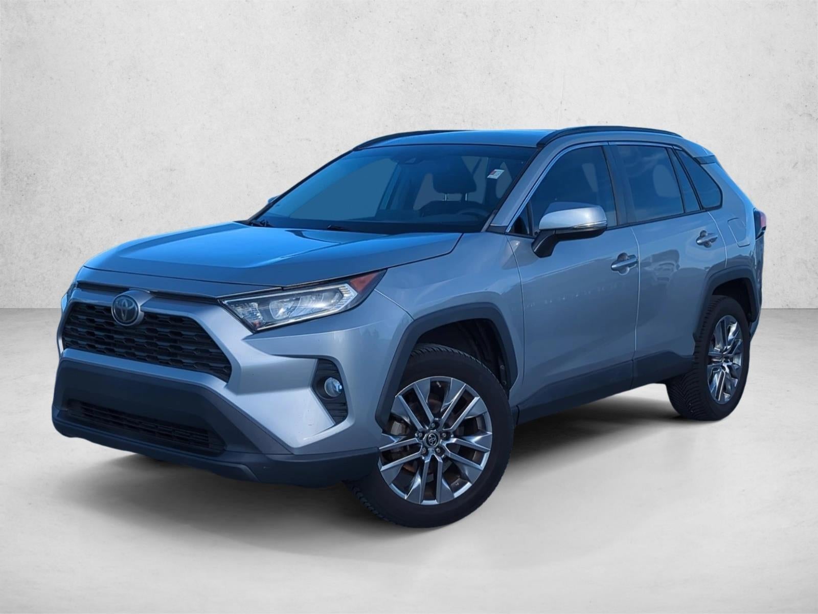 2019 Toyota RAV4 XLE Premium FWD (Natl)