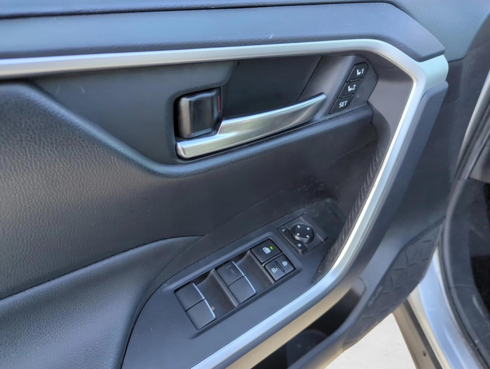 2019 Toyota RAV4 XLE Premium FWD (Natl)