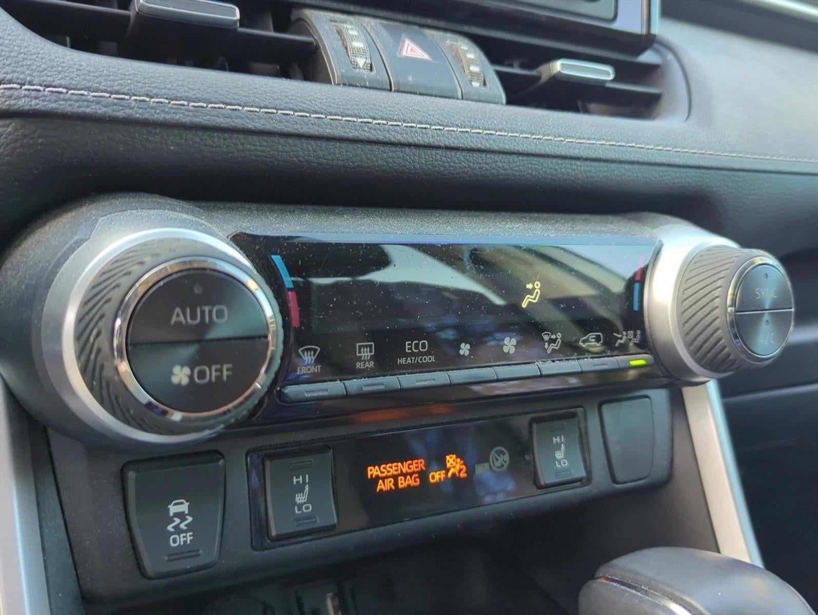 2019 Toyota RAV4 XLE Premium FWD (Natl)