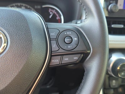 2023 Toyota RAV4 XLE Premium FWD (Natl)