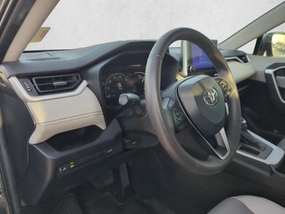 2023 Toyota RAV4 XLE Premium FWD (Natl)