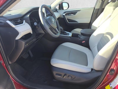 2024 Toyota RAV4 XLE Premium FWD (Natl)