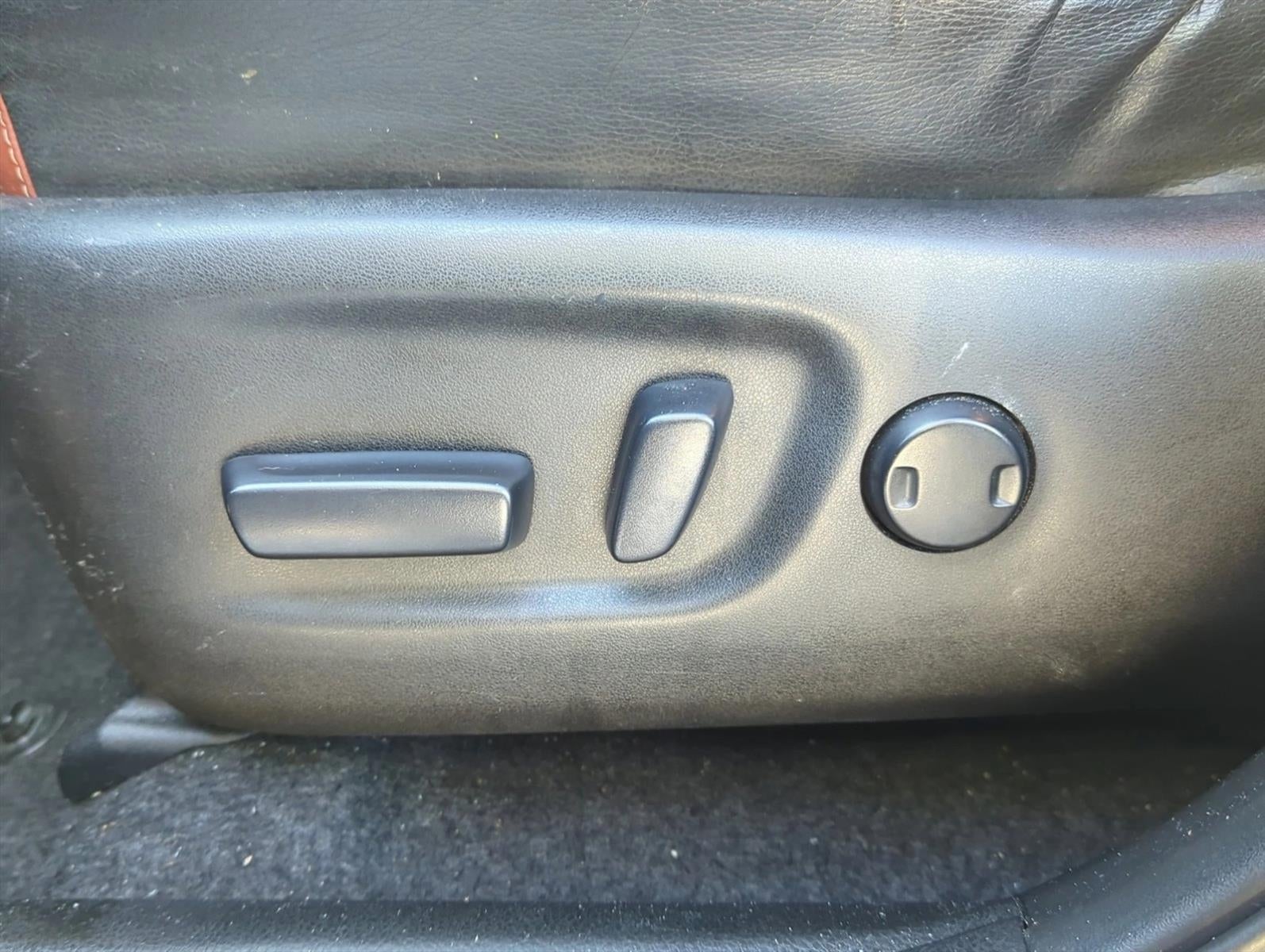 2014 Toyota RAV4 AWD 4dr Limited (Natl)