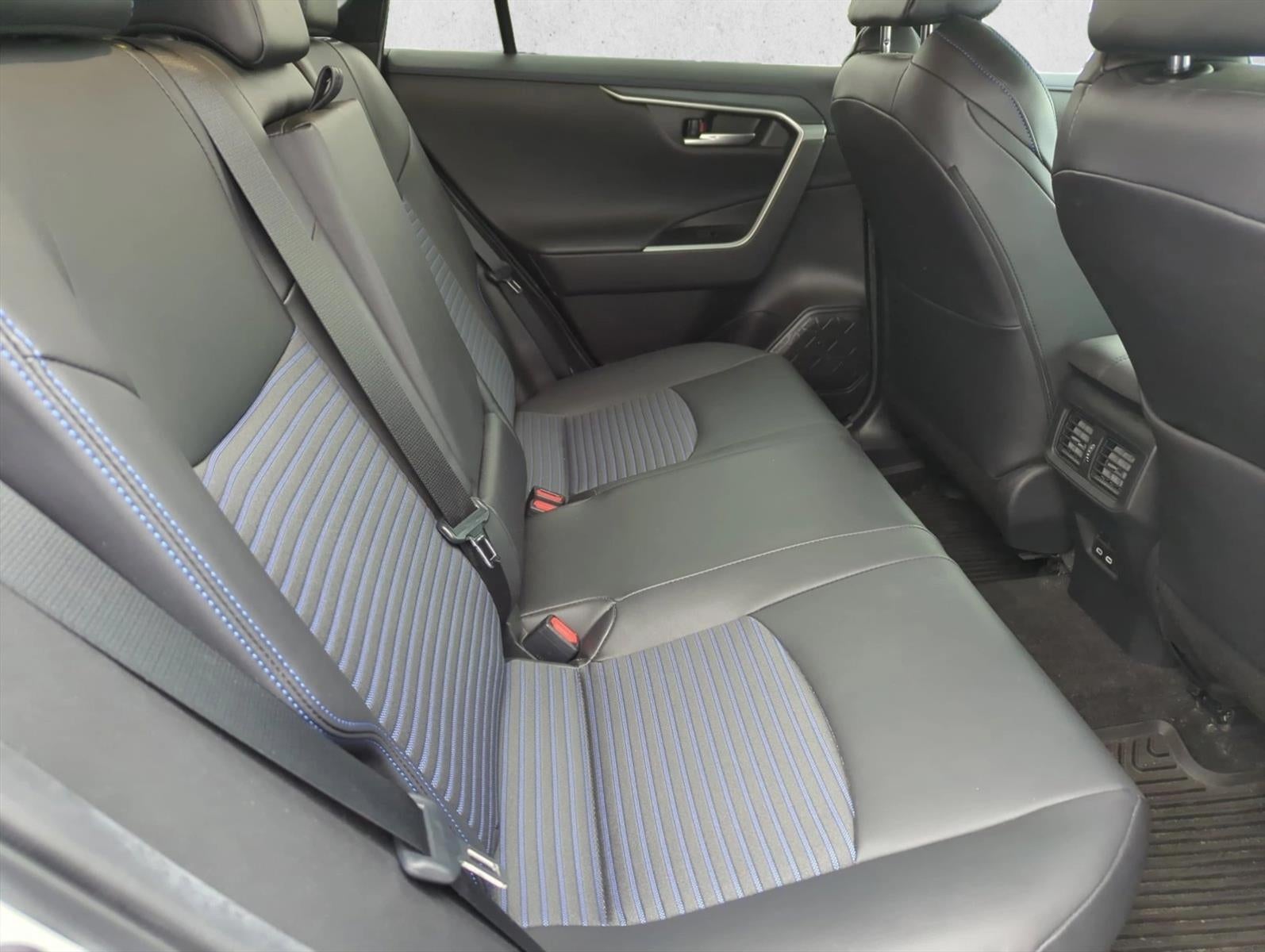 2023 Toyota RAV4 Hybrid XSE AWD (Natl)