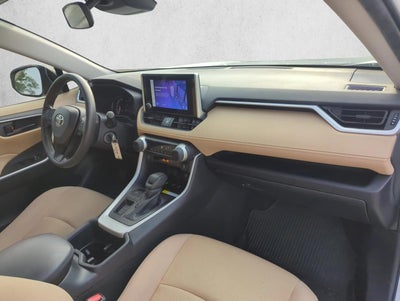 2024 Toyota RAV4 LE FWD (GS)