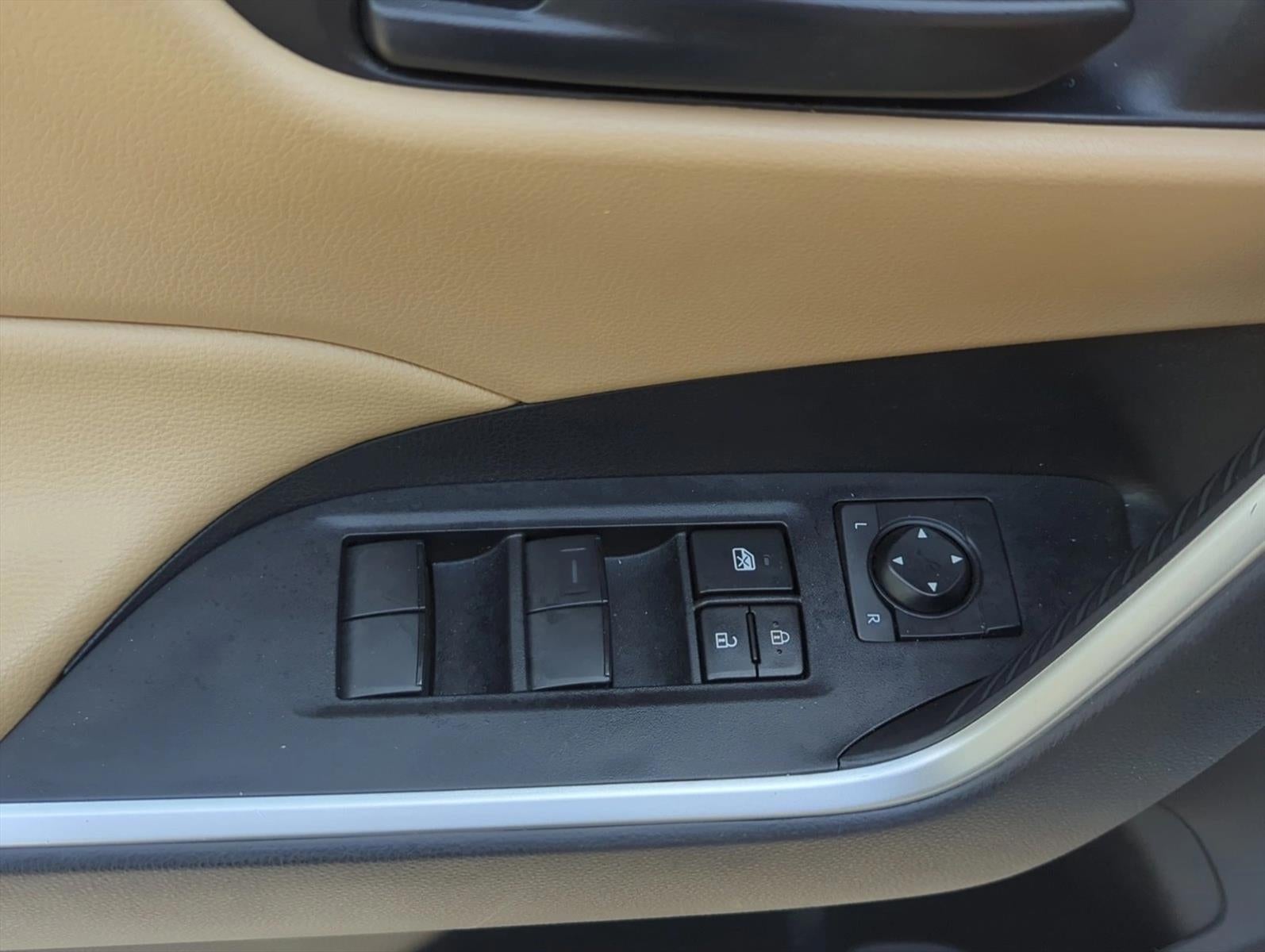 2024 Toyota RAV4 LE FWD (GS)