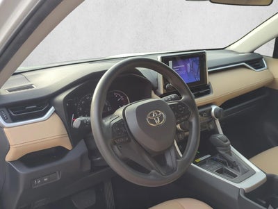 2024 Toyota RAV4 LE FWD (GS)