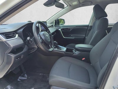 2024 Toyota RAV4 LE FWD (GS)
