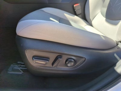 2022 Toyota RAV4 XLE FWD (GS)