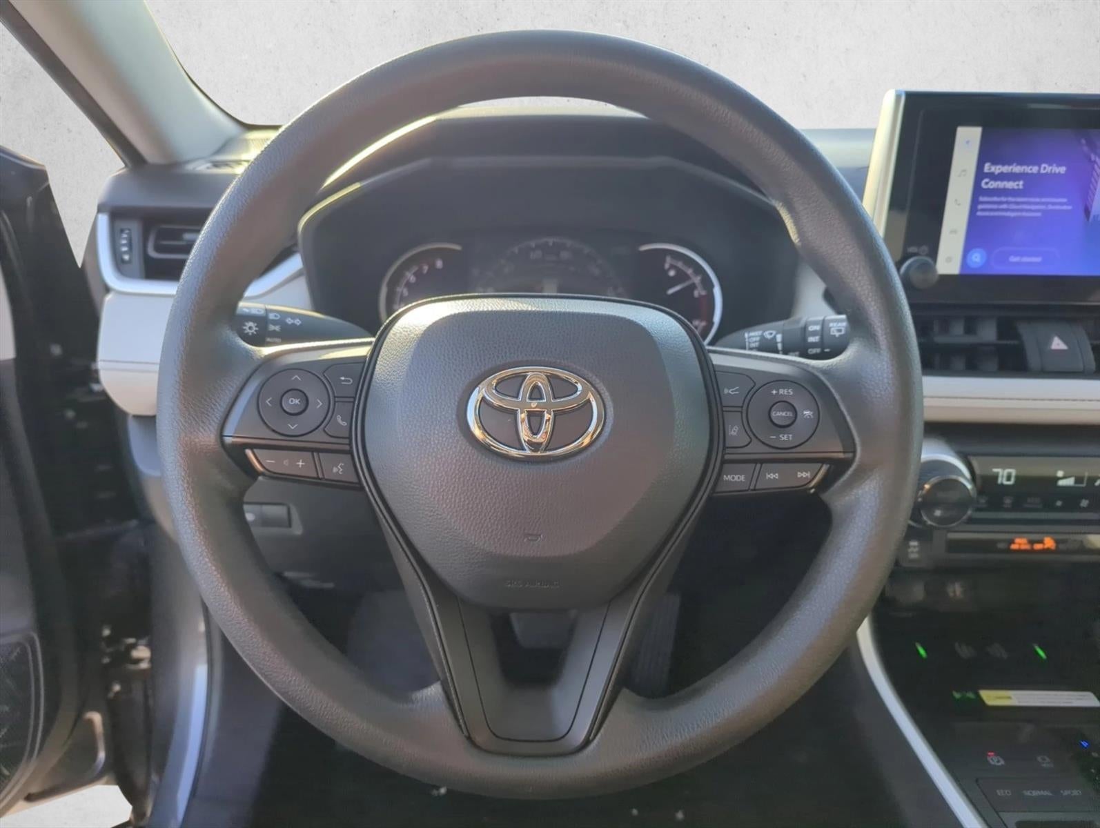 2024 Toyota RAV4 XLE FWD (GS)