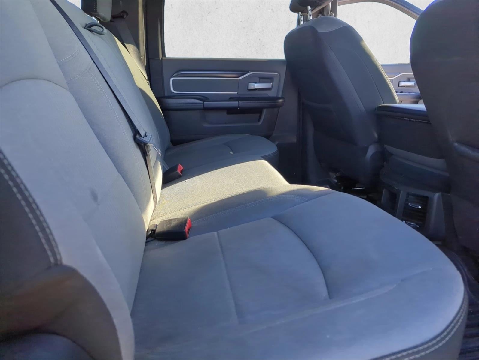 2023 RAM 2500 Big Horn 4x4 Crew Cab 8' Box