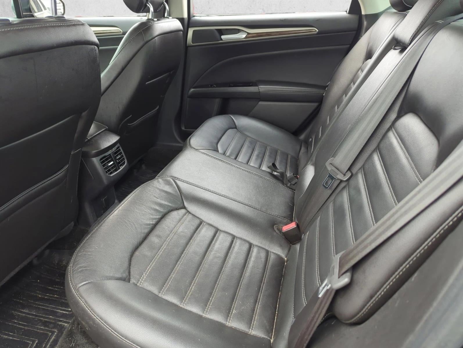 2013 Ford Fusion 4dr Sdn SE FWD