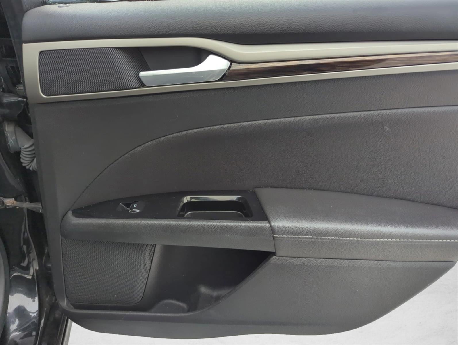 2013 Ford Fusion 4dr Sdn SE FWD