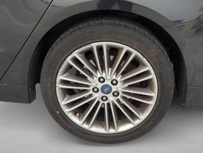 2013 Ford Fusion 4dr Sdn SE FWD