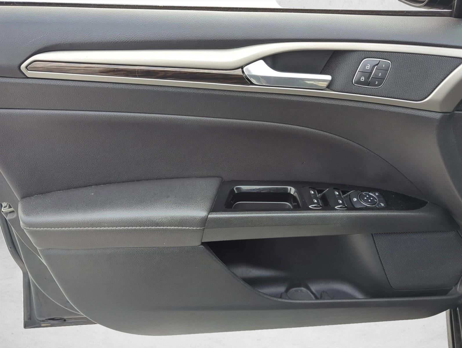 2013 Ford Fusion 4dr Sdn SE FWD