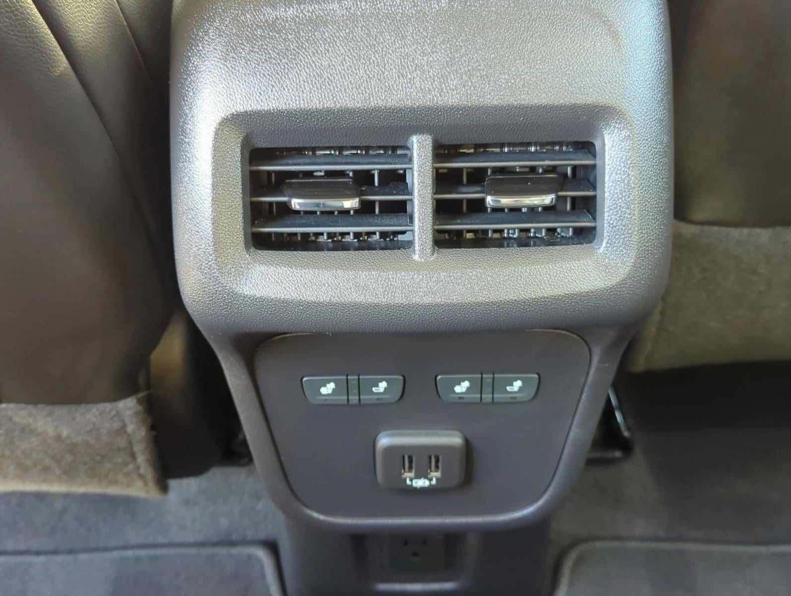 2020 Chevrolet Equinox FWD Premier