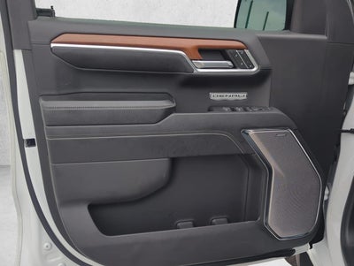 2023 GMC Sierra 1500 Crew Cab Short Box 2-Wheel Drive Denali