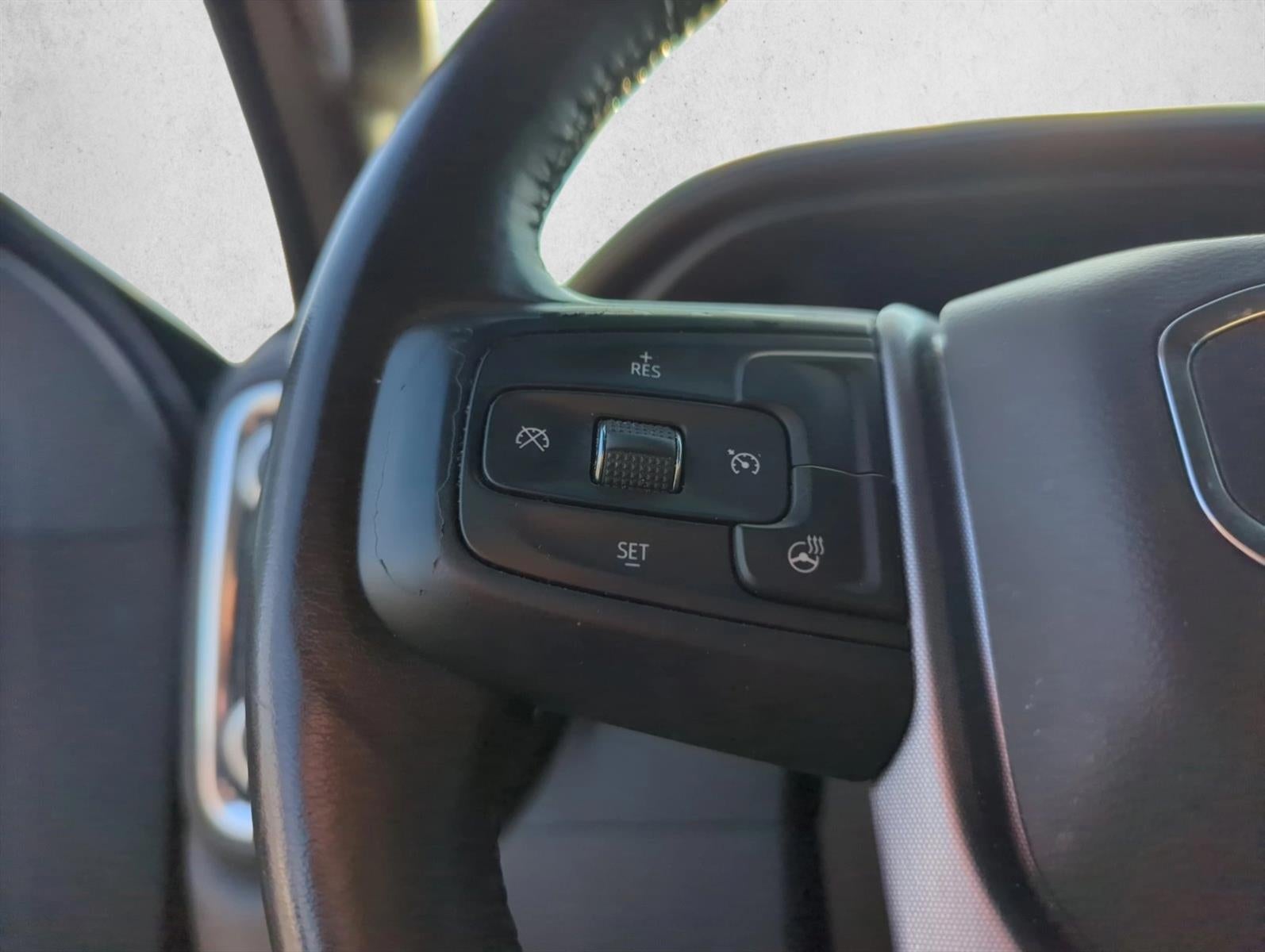 2021 GMC Sierra 1500 Crew Cab Short Box 4-Wheel Drive SLE