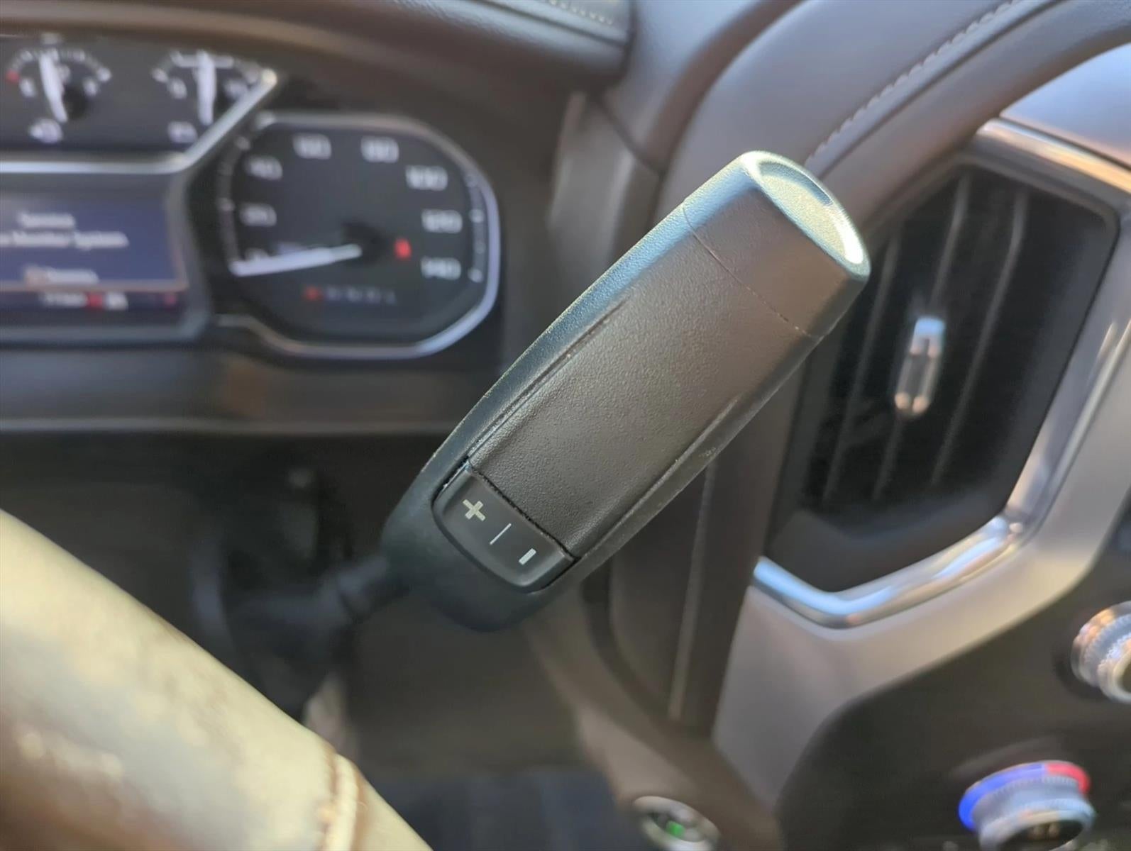 2021 GMC Sierra 1500 Crew Cab Short Box 4-Wheel Drive SLE