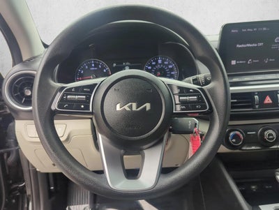 2023 Kia Forte LXS IVT