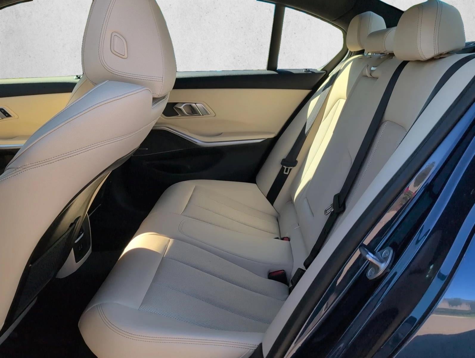 2023 BMW 330e Plug-In Hybrid