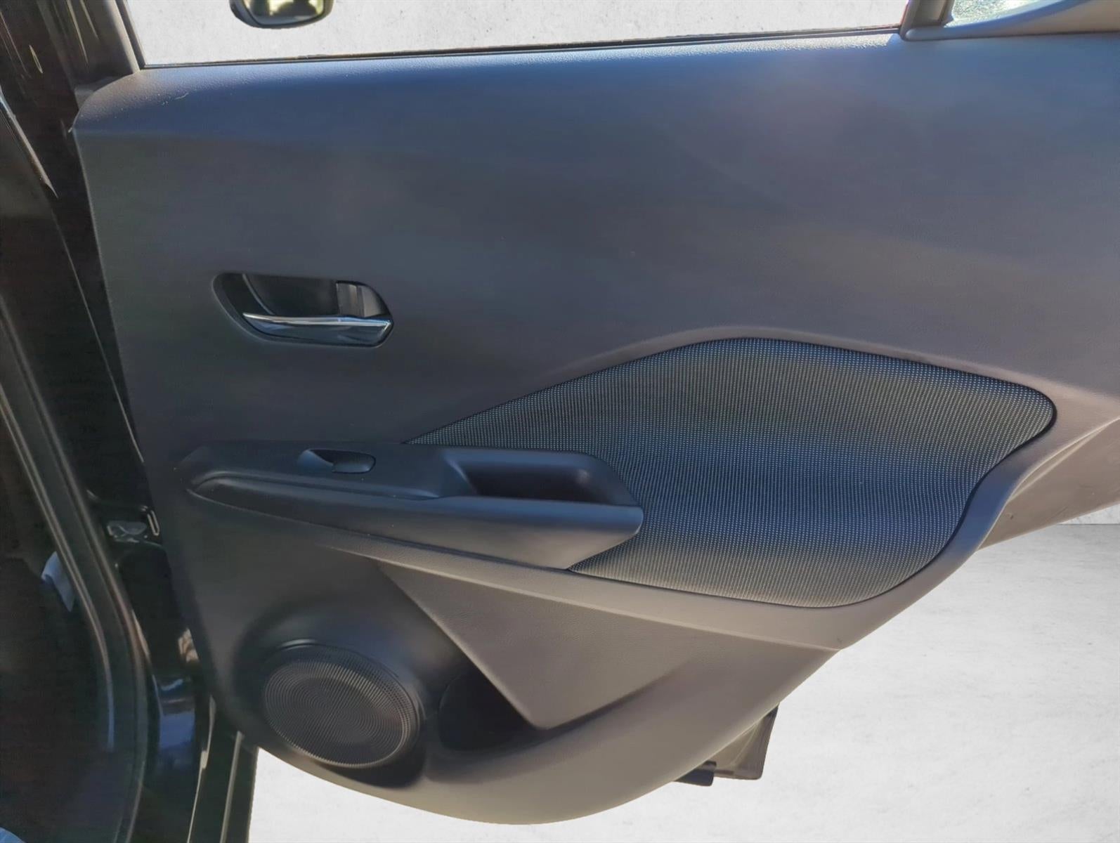 2020 Nissan Kicks SV FWD