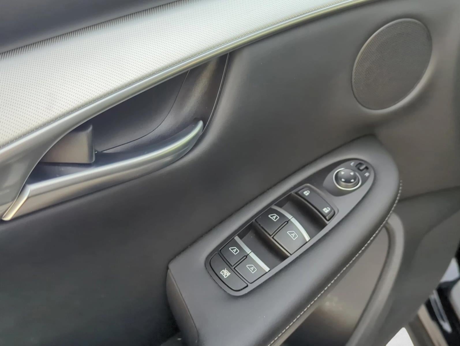 2021 INFINITI QX50 LUXE FWD