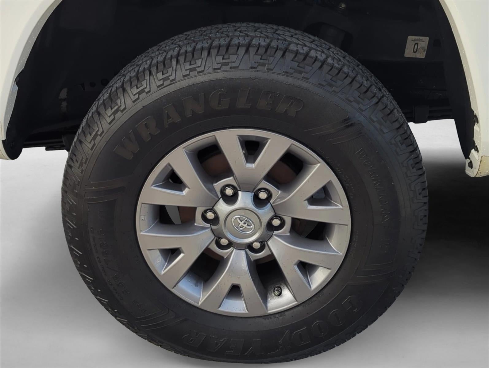 2019 Toyota Tacoma 2WD 2WD SR5 Double Cab 5' Bed V6 AT (GS)