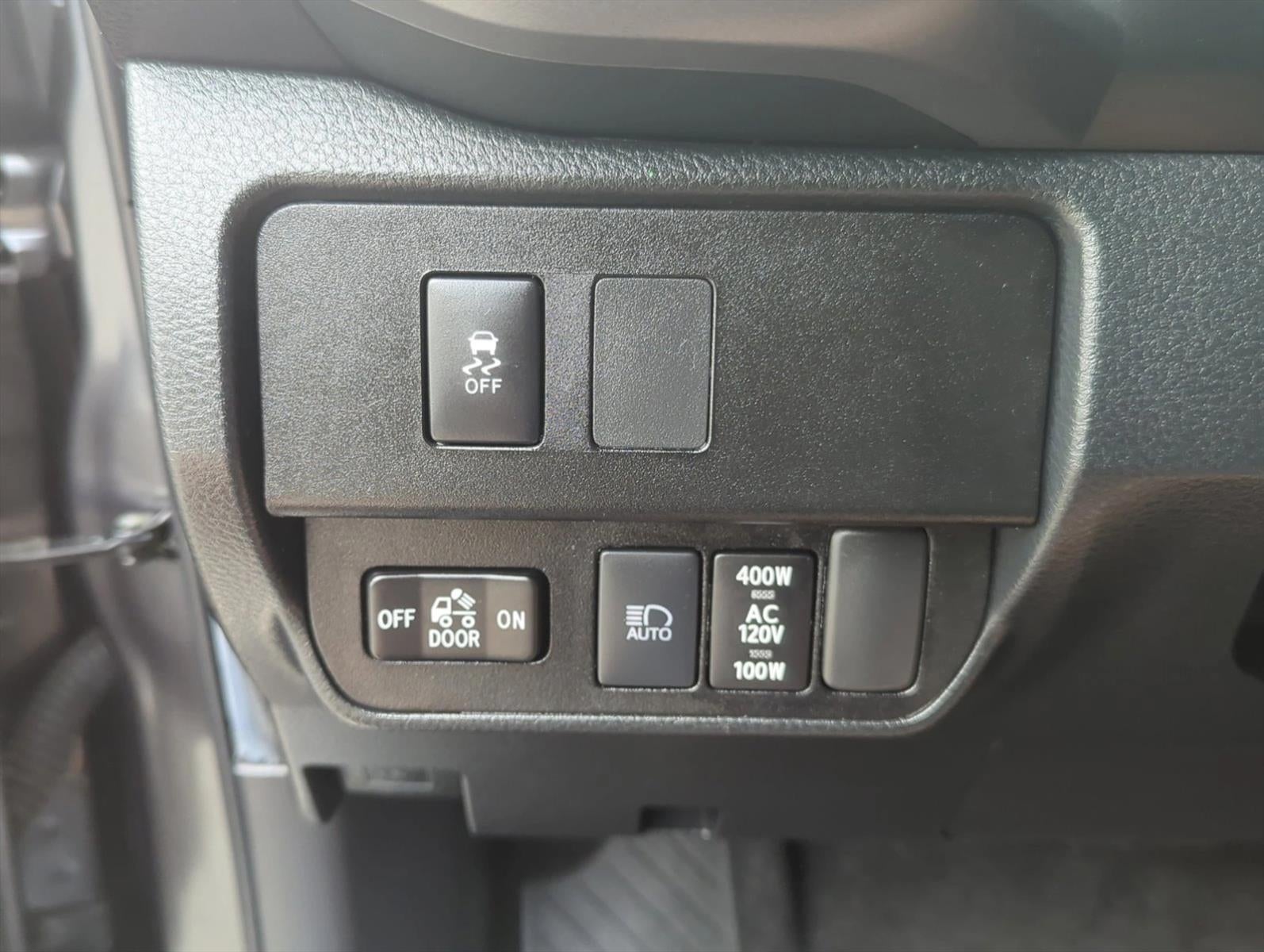 2022 Toyota Tacoma 2WD 2WD TRD Off Road Double Cab 5' Bed V6 AT (Natl)