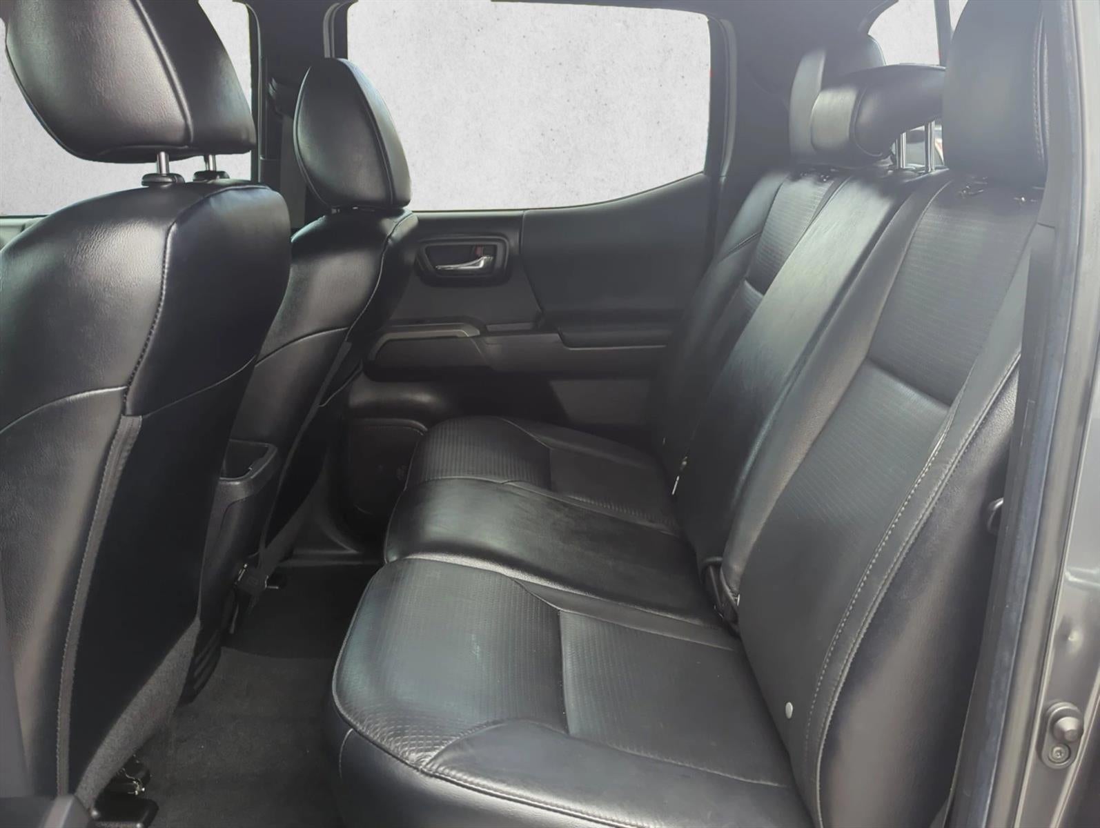 2022 Toyota Tacoma 2WD 2WD TRD Off Road Double Cab 5' Bed V6 AT (Natl)