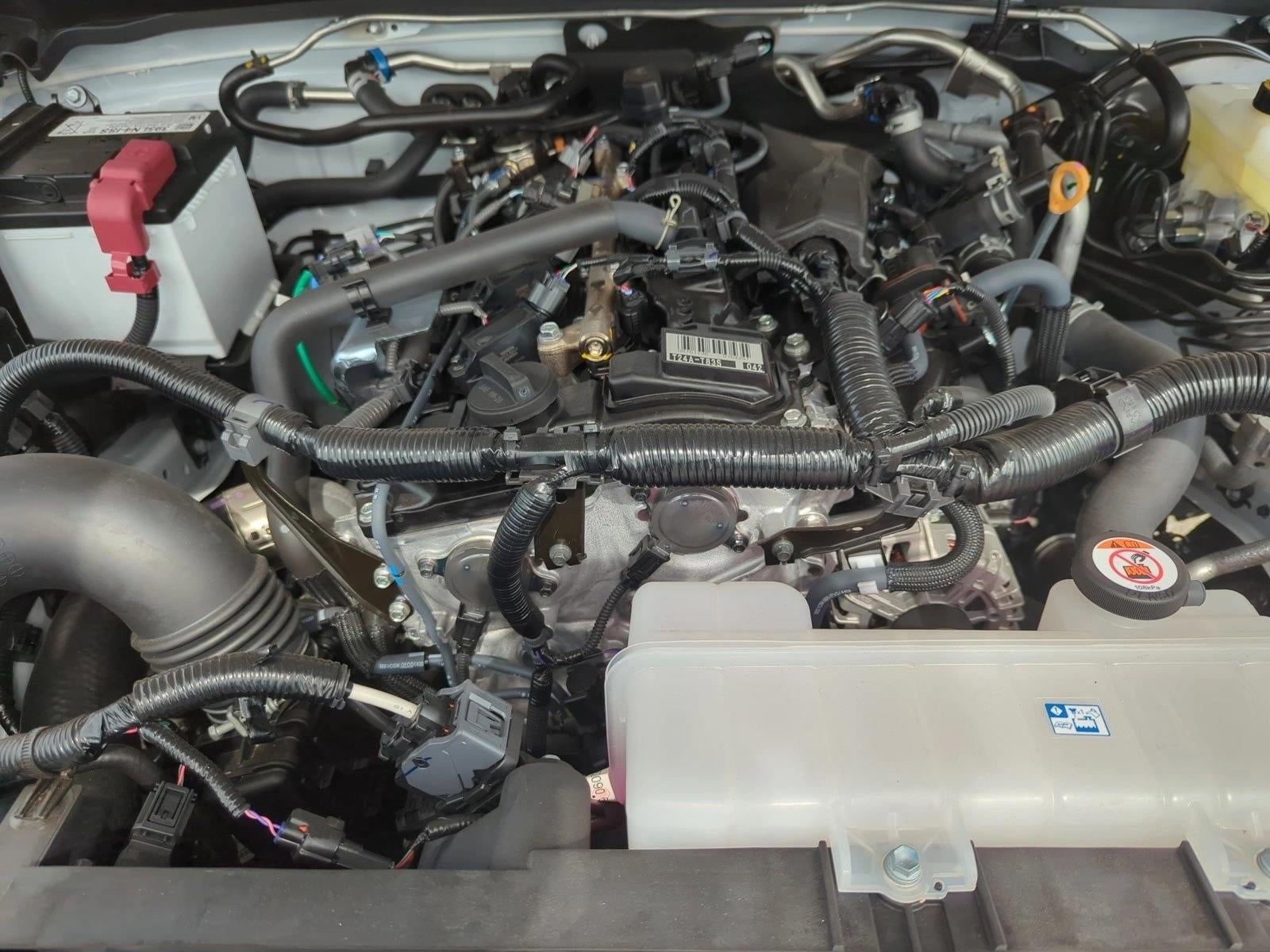 2024 Toyota Tacoma 2WD 2WD SR5 Double Cab 5' Bed AT (Natl)