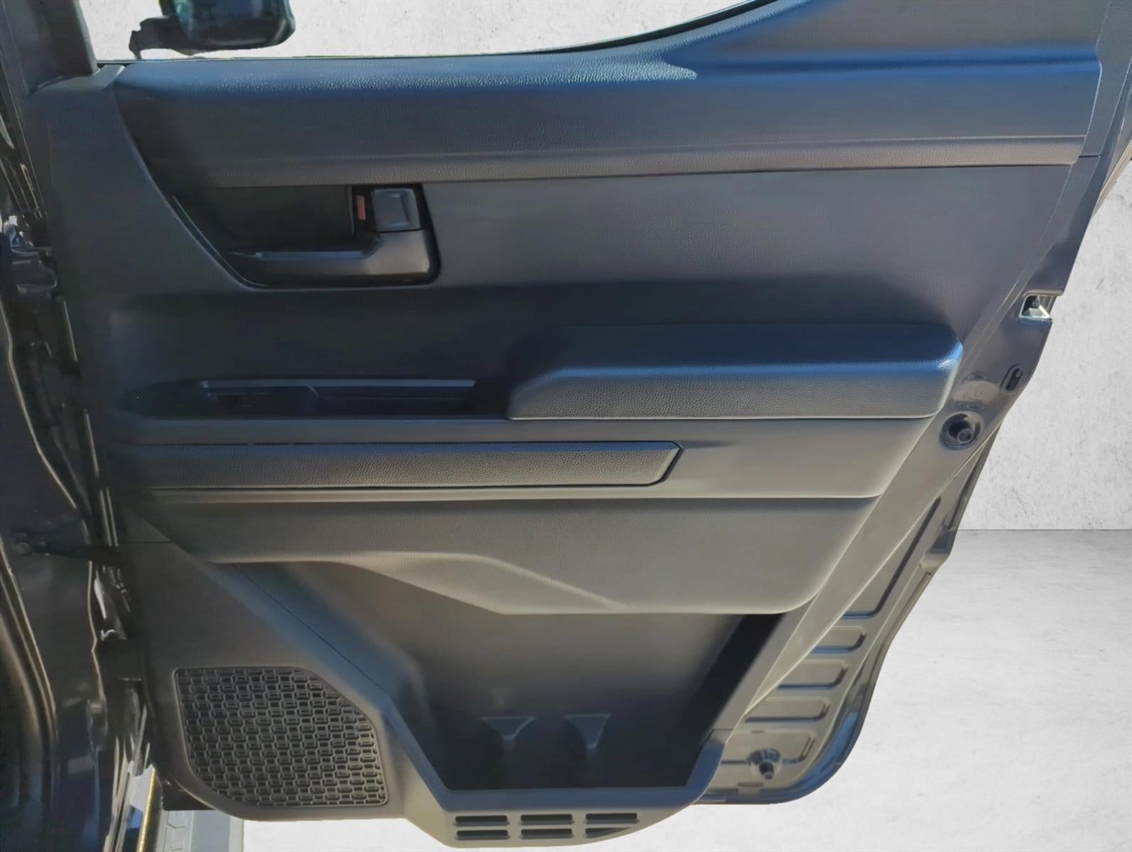 2024 Toyota Tacoma 2WD 2WD SR5 Double Cab 5' Bed AT (Natl)