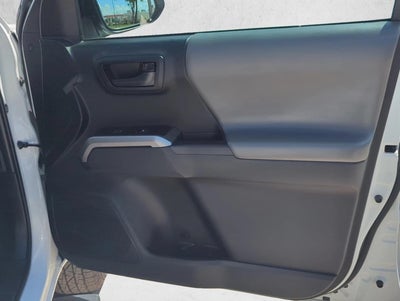 2023 Toyota Tacoma 2WD 2WD SR5 Double Cab 5' Bed V6 AT (GS)