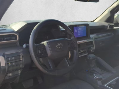 2024 Toyota Tacoma 4WD 4WD SR5 Double Cab 5' Bed AT (Natl)