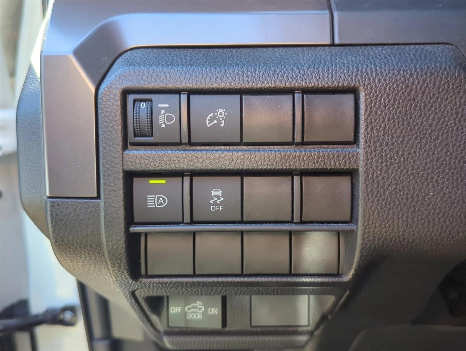 2024 Toyota Tacoma 4WD 4WD SR5 Double Cab 5' Bed AT (Natl)