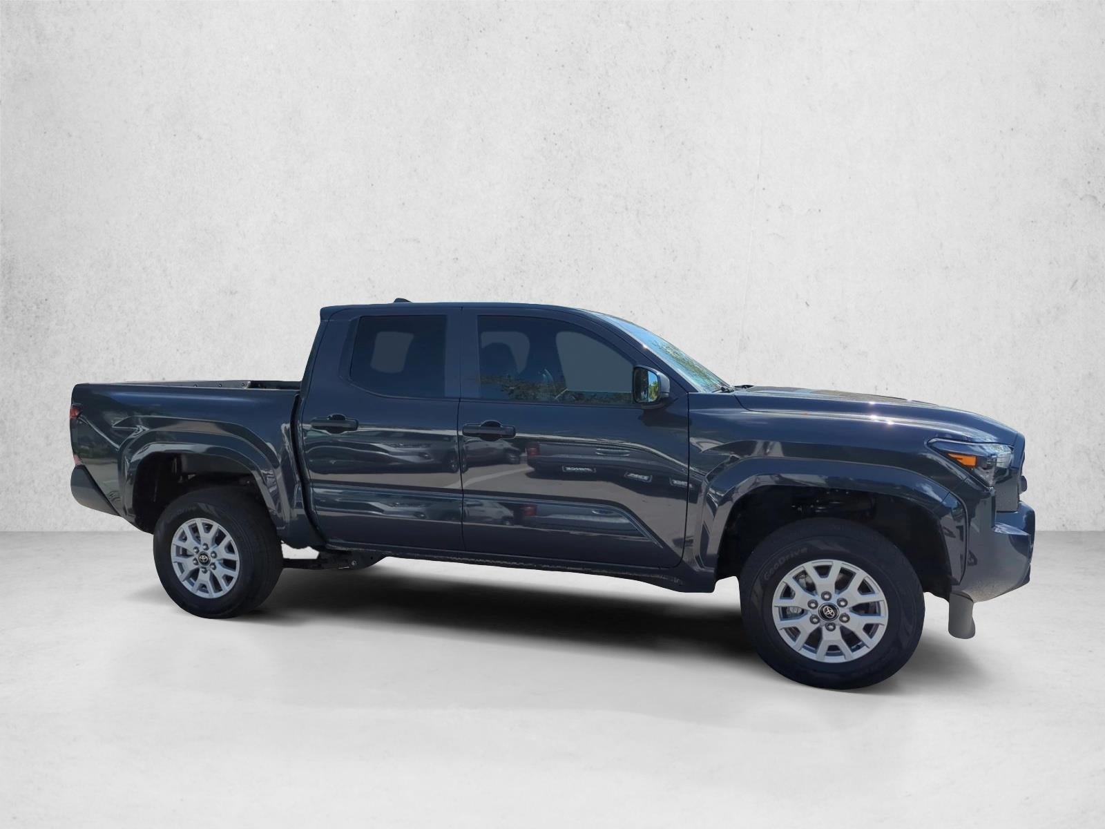 2025 Toyota Tacoma 4WD 4WD SR Double Cab 5' Bed AT (GS)