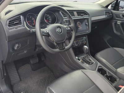 2021 Volkswagen Tiguan 2.0T SE FWD