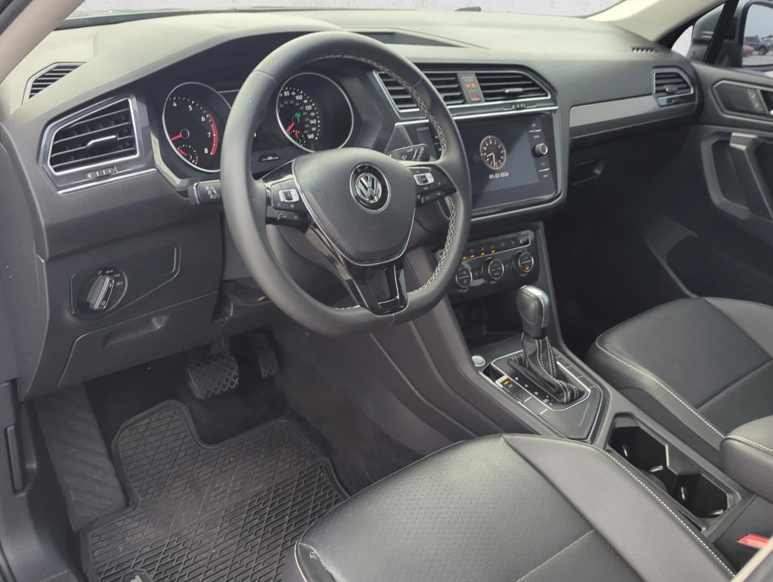 2021 Volkswagen Tiguan 2.0T SE FWD