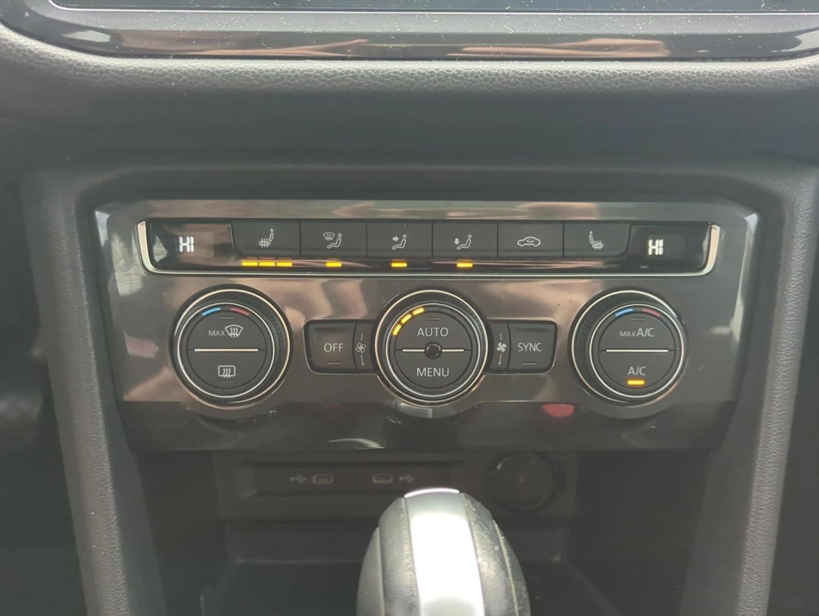 2021 Volkswagen Tiguan 2.0T SE FWD