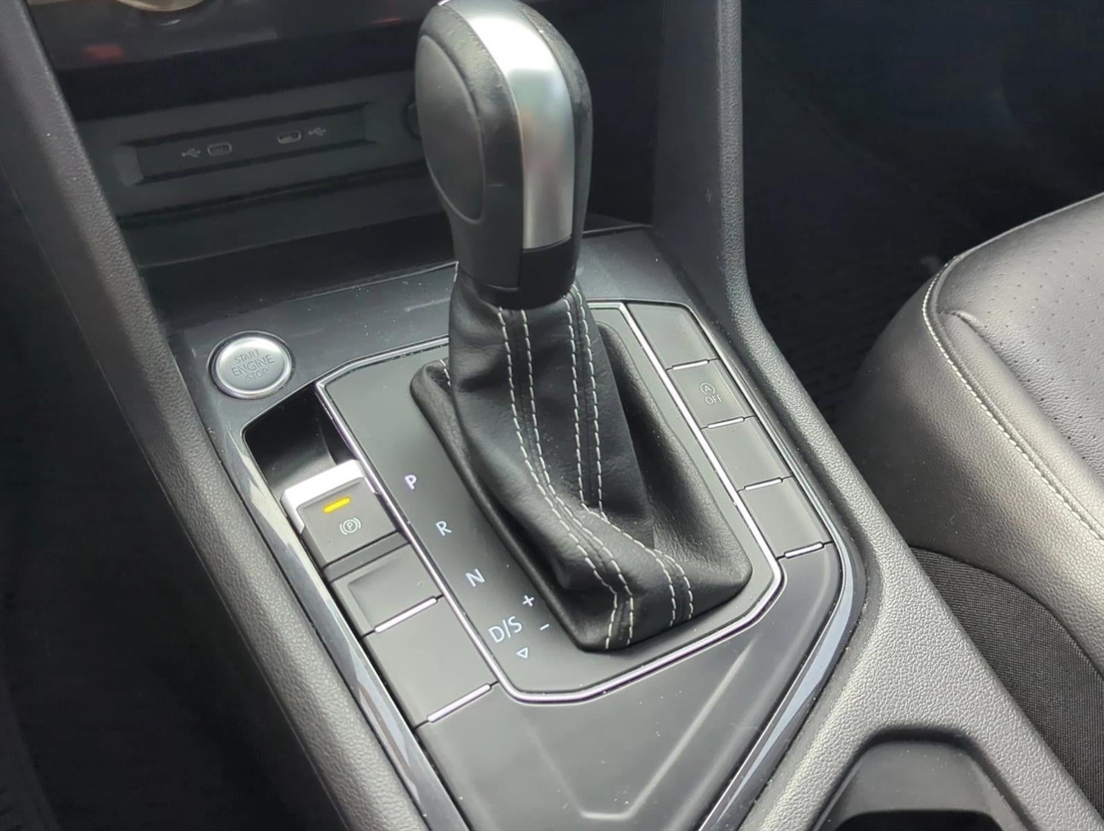 2021 Volkswagen Tiguan 2.0T SE FWD