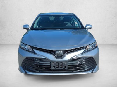 2019 Toyota Camry LE Auto (SE)