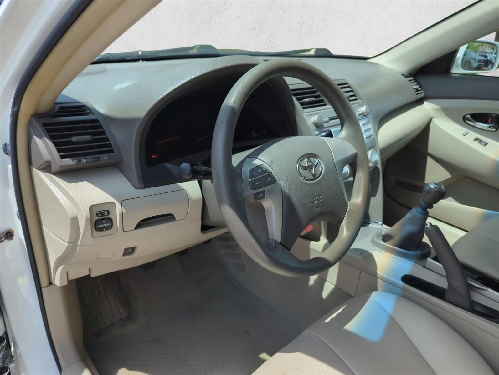 2010 Toyota Camry 4dr Sdn I4 Man (Natl)