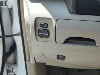 2010 Toyota Camry 4dr Sdn I4 Man (Natl)