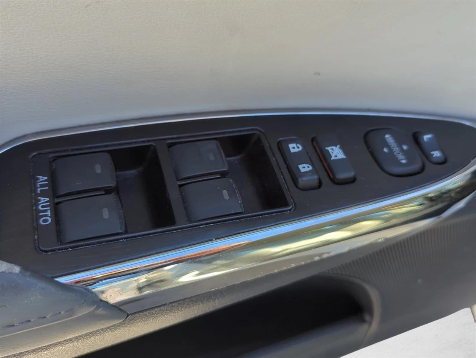 2014 Toyota Avalon 4dr Sdn XLE Premium (Natl)