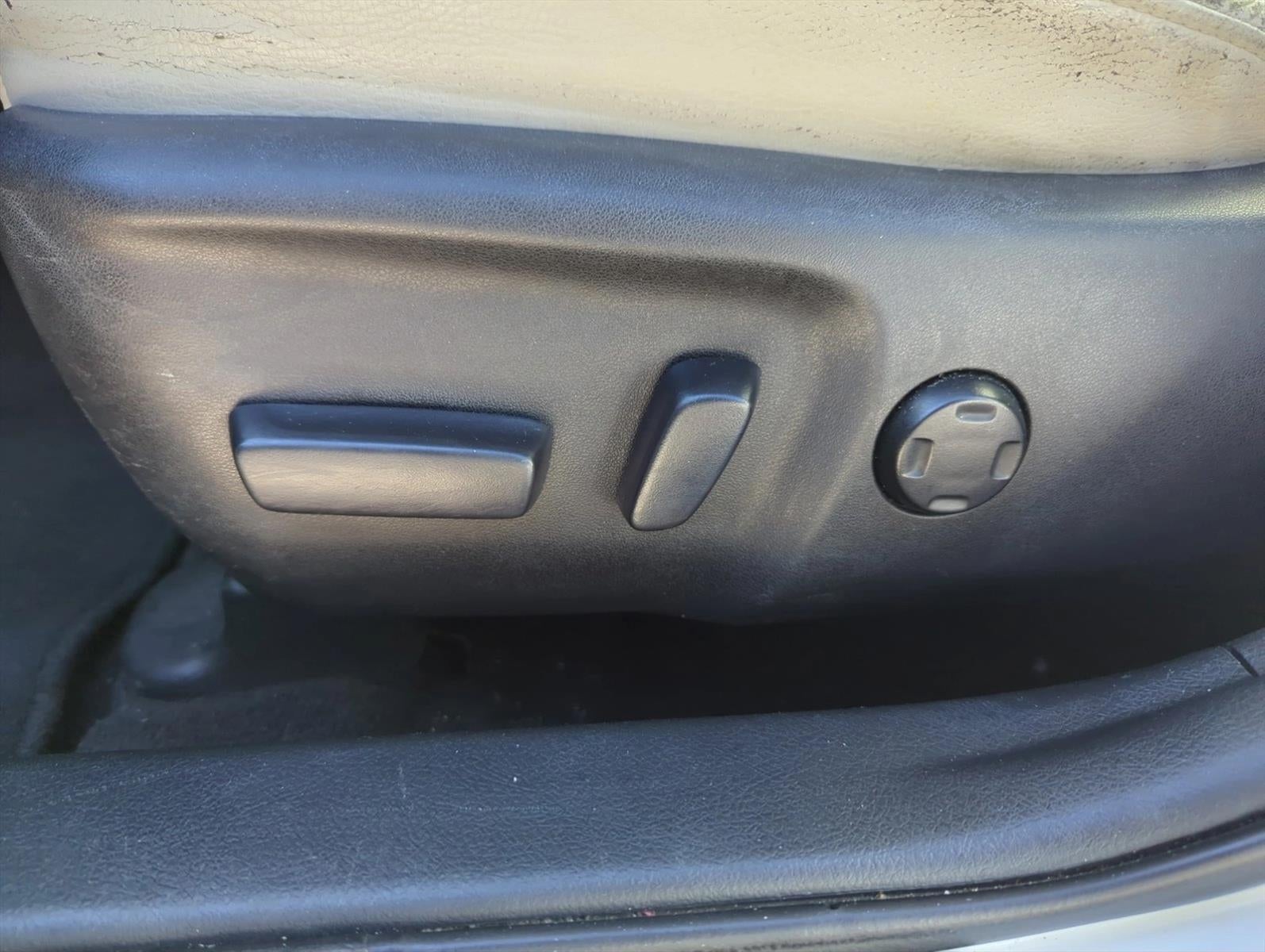 2014 Toyota Avalon 4dr Sdn XLE Premium (Natl)