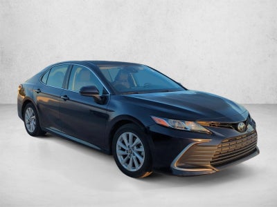2022 Toyota Camry LE Auto (Natl)