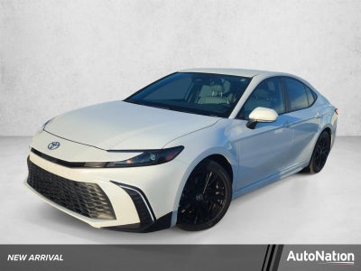 2025 Toyota Camry SE (SE)