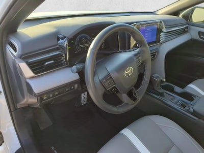 2025 Toyota Camry SE (SE)